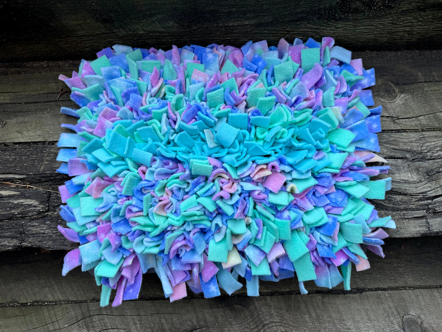 Spring snuffle mat