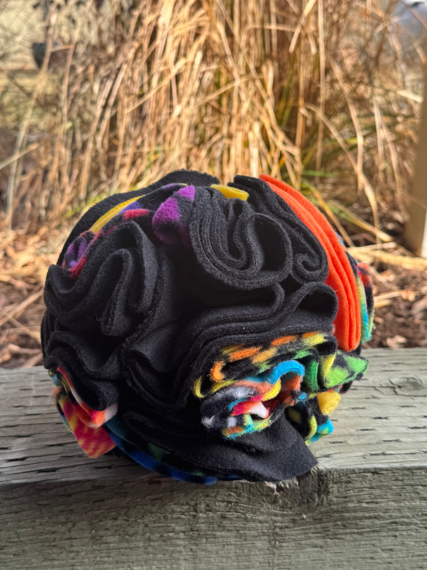 Multicolor snuffle ball